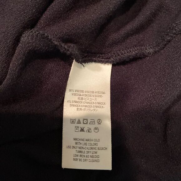 #154 WE THE FREE Black Crop Top - Picture 12 of 12